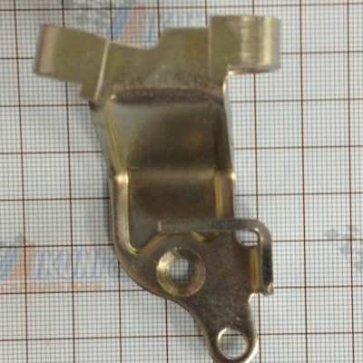 TM33/33 Throttle Cable Bracket, TM33-8012