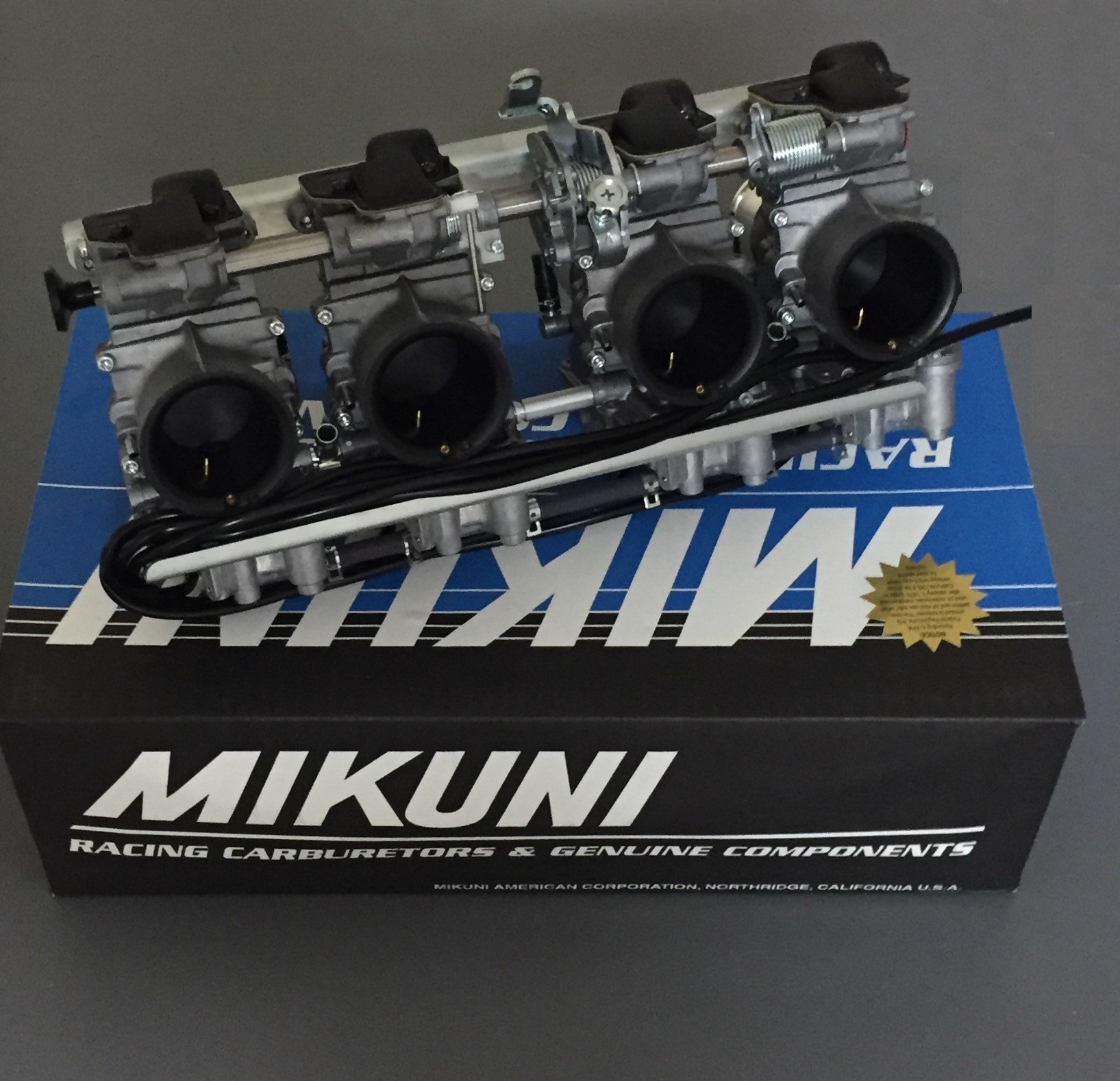 Triumph Trophy 1200 Mikuni AIRBOX to CARBURETTOR Carburetor Rubbers & Clips NEW